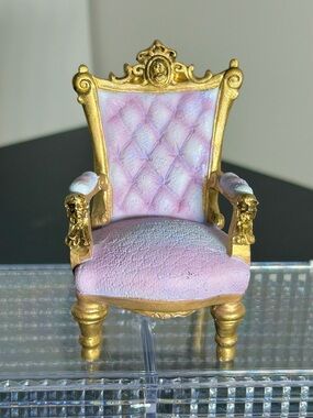 “Tiffany” Style Ornate Mini Throne Chair